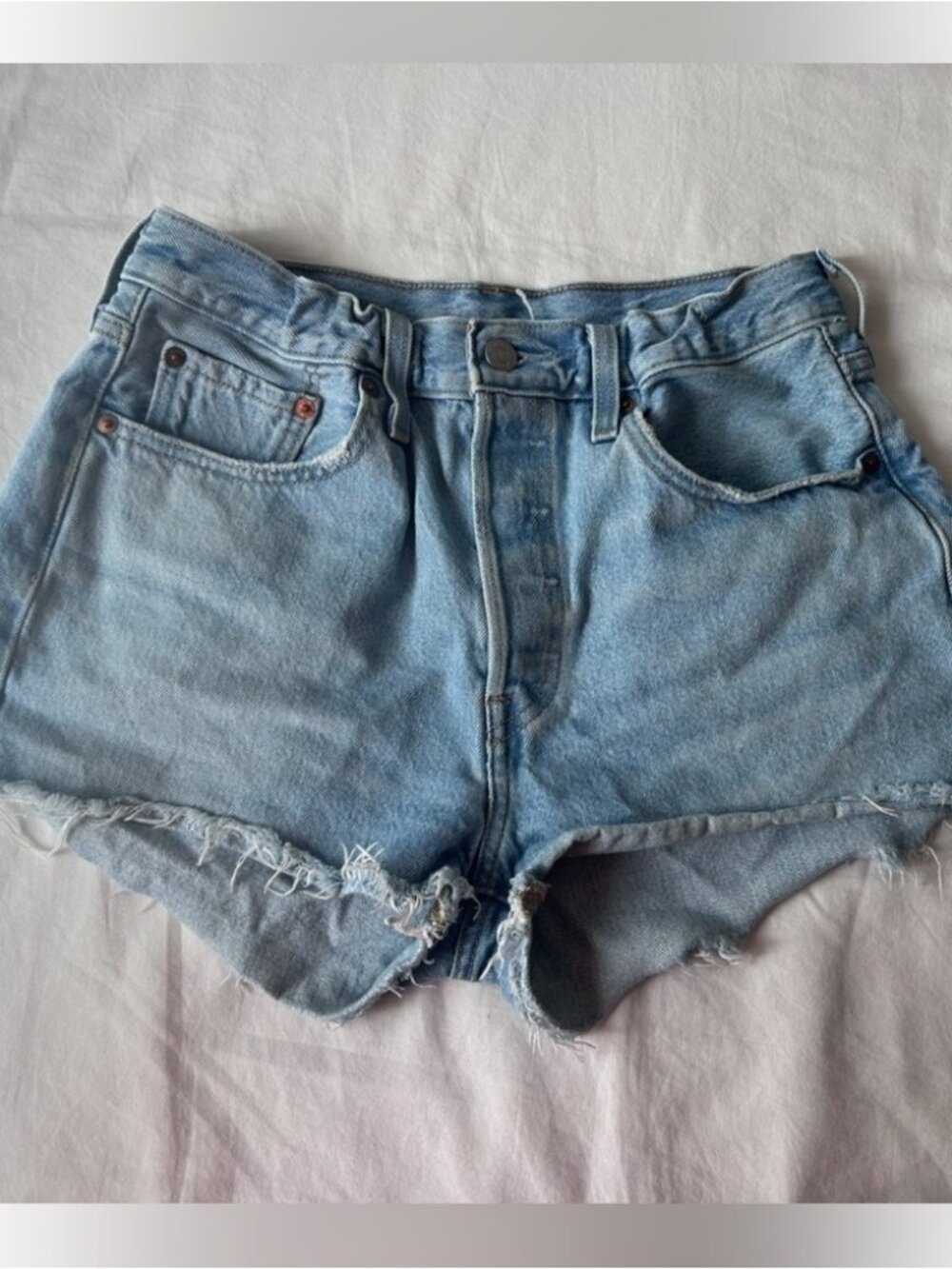 Denim shorts light wash